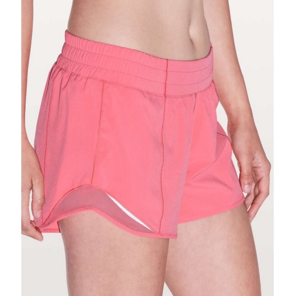 Lululemon Hotty Hot Low-Rise Lined Short 4" / Size 6 / Glossy Pink Long Run